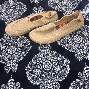 Rocket Dog Women’s Wheelie Loafer!! Size 8!!!